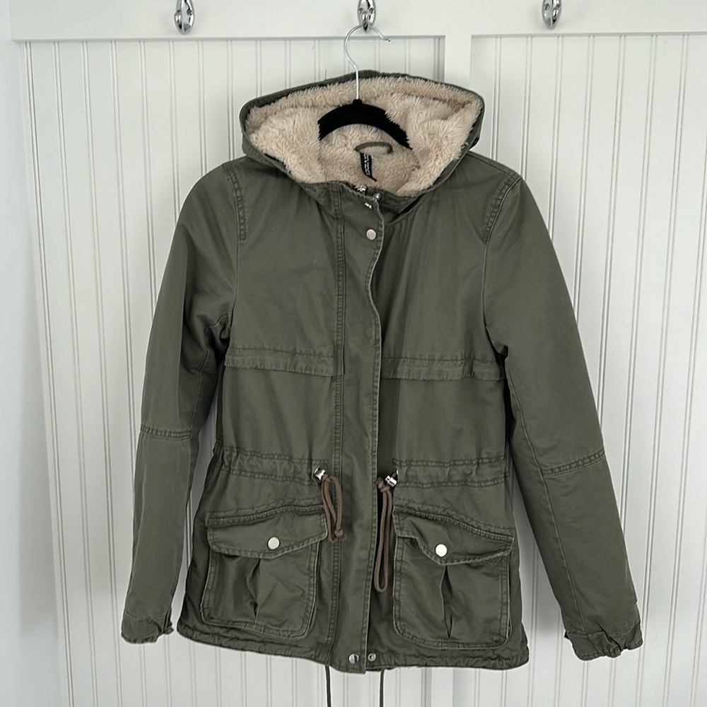 H&M Sherpa lined jacket size 2 (XS) - Picture 1 of 3